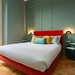 Luxury Apartment In Isola - Ca24